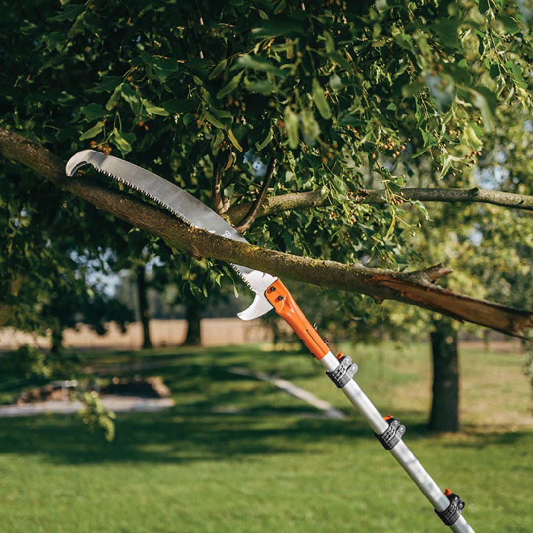 PIŁA Z HAKIEM 36 CM TELESKOPOWA długość 135-300 cm Bradas